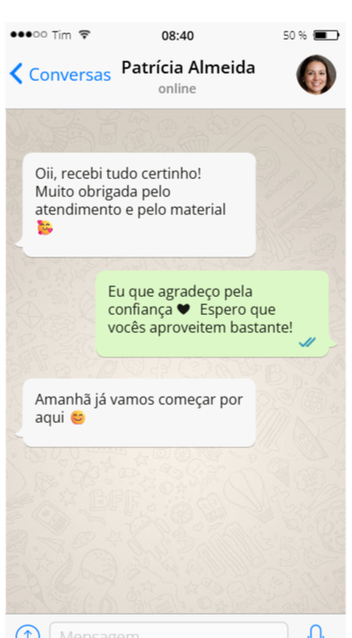 Uma cliente confirma que recebeu o material, agradece o atendimento e diz que começará as atividades no dia seguinte.